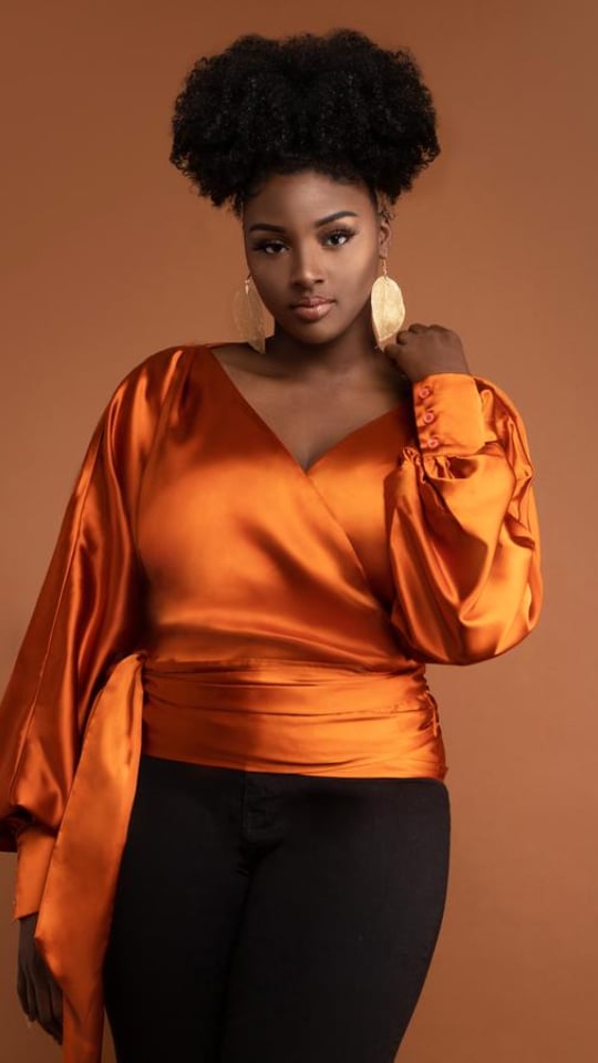 LabelCurv's tweet photo. @CheyenneNina loving this gorgeous look #fashion #plussizefashion #labelcurv https://t.co/eIJZSk8K2M