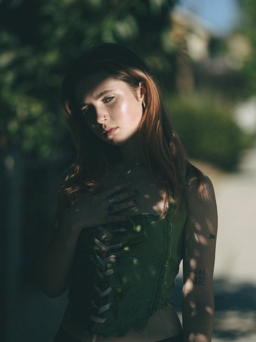 how to make your twitter gay; a thread