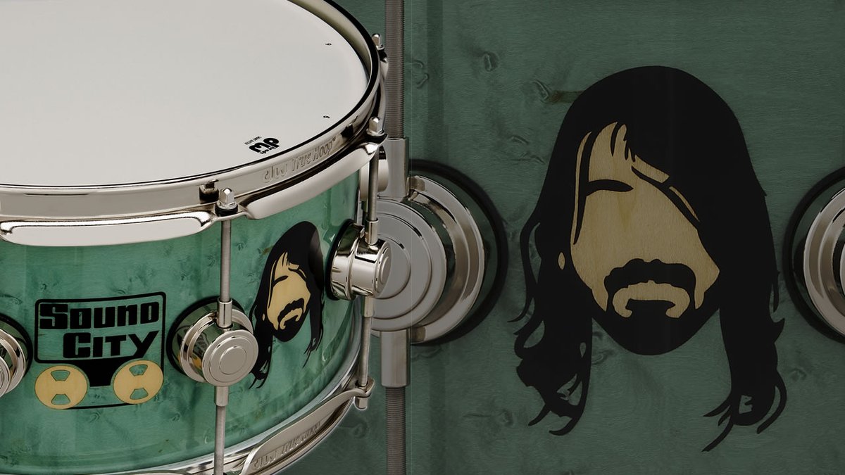 Drummerszone's tweet photo. Watch the Demo of the Dave Grohl DW ICON snare on https://t.co/pHfGKgAdto!
+ the specs, story & more!
Check it out on https://t.co/pHfGKgAdto:
➤ https://t.co/yoyPsIwN7j
#drummerszone #DaveGrohl #dwdrums #drums #drumming #drummers #bateria #Drummer #MemphisDrumShop #foofighters https://t.co/XTk2sDiUII