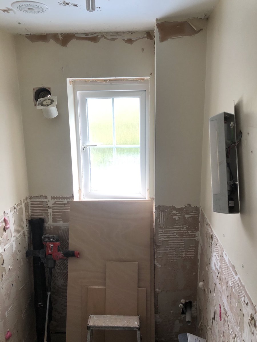 torisconstruct1 tweet picture