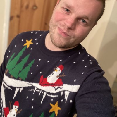 Finally got a Christmas jumper so the festive profile rebrand is complete! #NewProfilePic