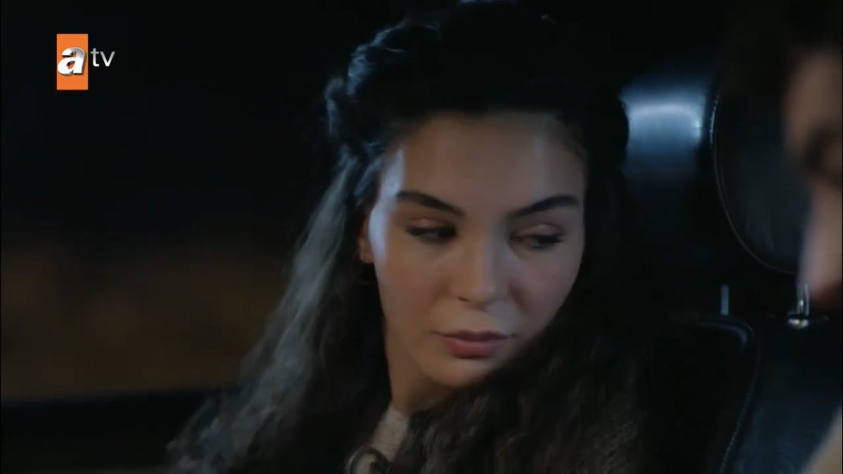 miran says he’s gonna express his condolences to gönül and comes back with a layette skjskdkd reyyan ain’t dumb  #Hercai  #ReyMir