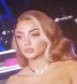 ApplicationCoin's tweet image. #NMA2020 « Aya tu hors de ma vue ! » Wejdene