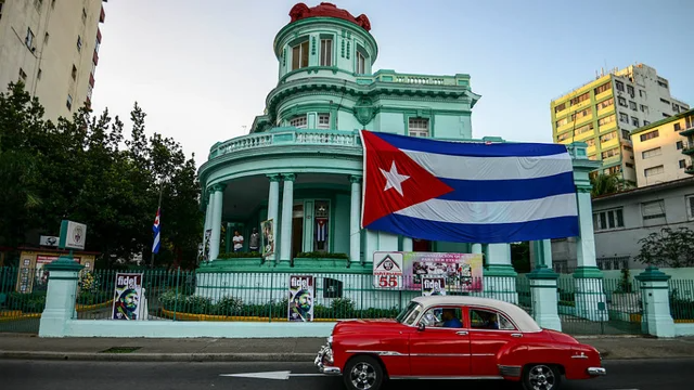 thehill's tweet photo. Mysterious illness targeting US diplomats in Cuba, China likely the result of microwave energy: report https://t.co/dkXggKoLMD https://t.co/J1bQoMSR8s