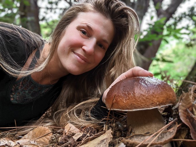 I love a big, wet fruiting.... ugh yes... https://t.co/U2wBhf4zEP