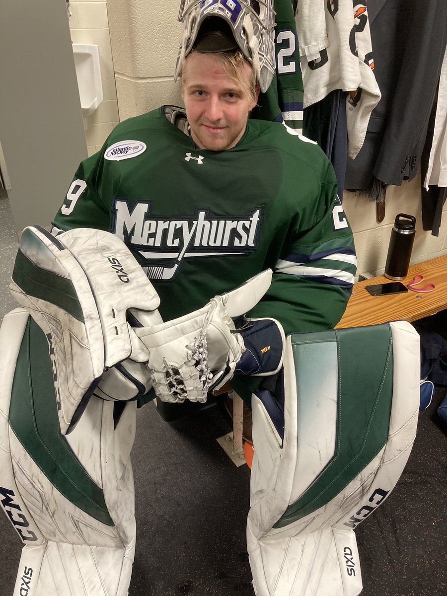 Mercyhurst Men’s Hockey tweet media