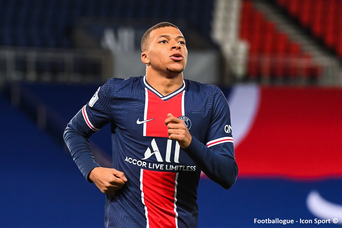 Footballogue tweet media