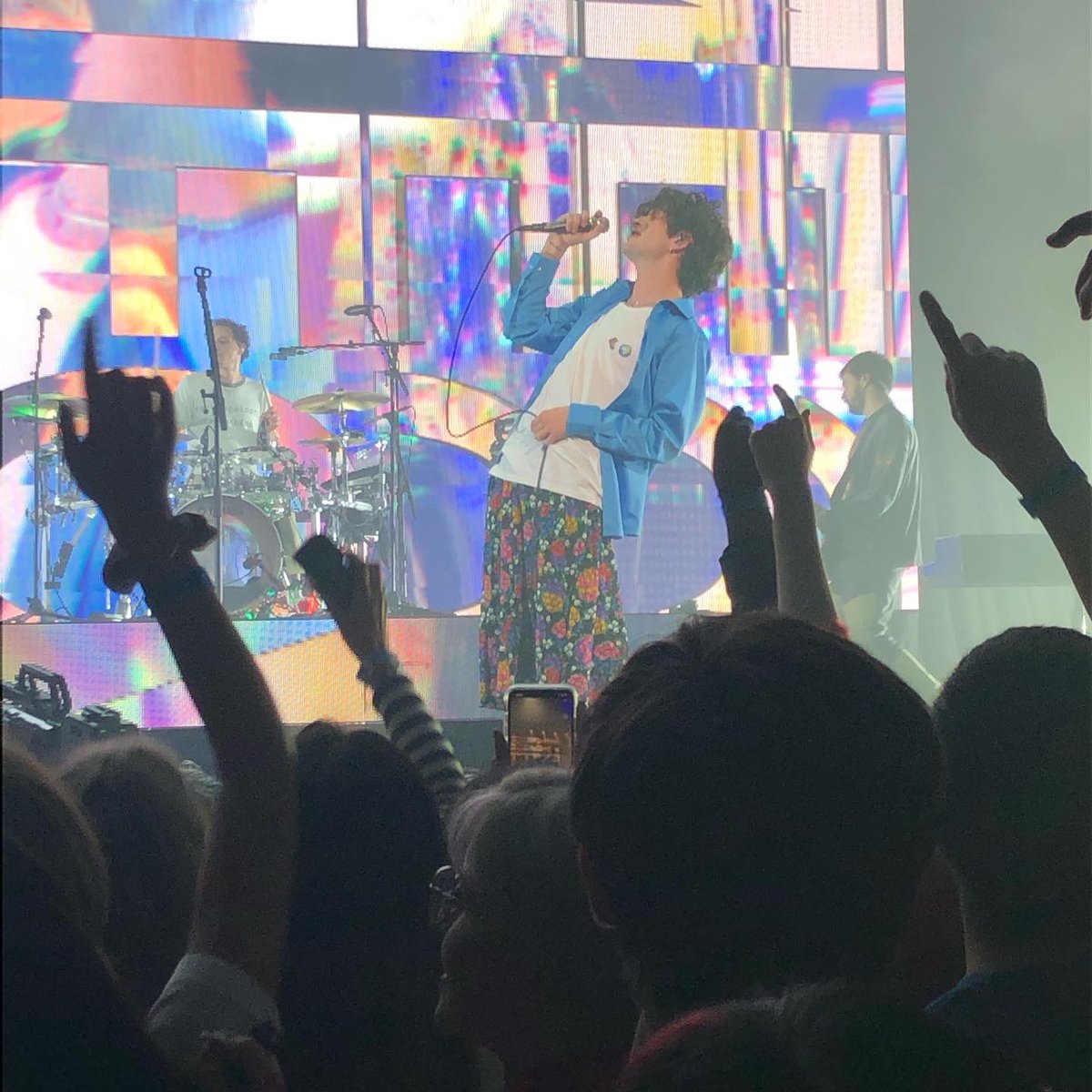 basqueo's tweet image. A year ago, feels like a lifetime. I miss music.