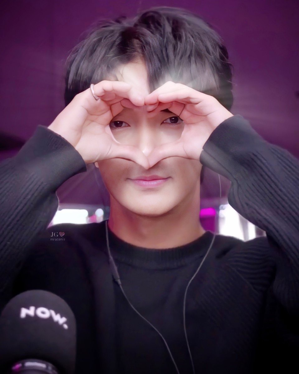 mracanis's tweet photo. the love of my angel illuminates my life❤
Nighty night JG universe 🌙🥰❤
#이준기 #leejoongi #イジュンギ #李准基 #jgworld https://t.co/mPkJTkXpaI