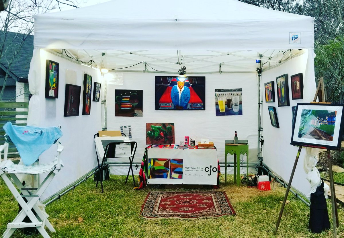 prettycoolart's tweet photo. Oh yes, you better believe i am sitting in my sales tent in the south Austin rain just to show off a little #prettycoolart Day1 theme: food&drink #southaustinlife #yardart #artsale #Holidayshopping #shoplocalaustin https://t.co/ieb0zLkAAO