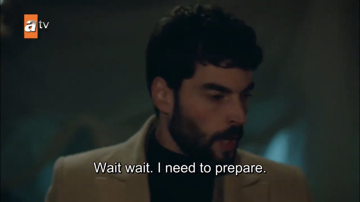 the way he went from happiness to panicking because he wasn’t ready for the cravings imagine what’s gonna happen when she goes into labor alsjkskskks  #Hercai  #ReyMir