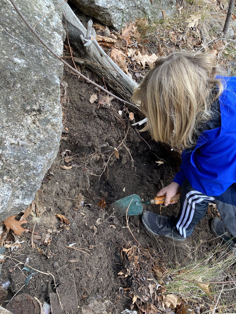 {thread} Yesterday my son and I headed out for an archeological dig along the River. A few years ago I found an old illegal dump that appears to go back to the 1930’s and operated into the 80’s. We decided to see what we could find.  #Homeschooling  #SurvivingThePandemic