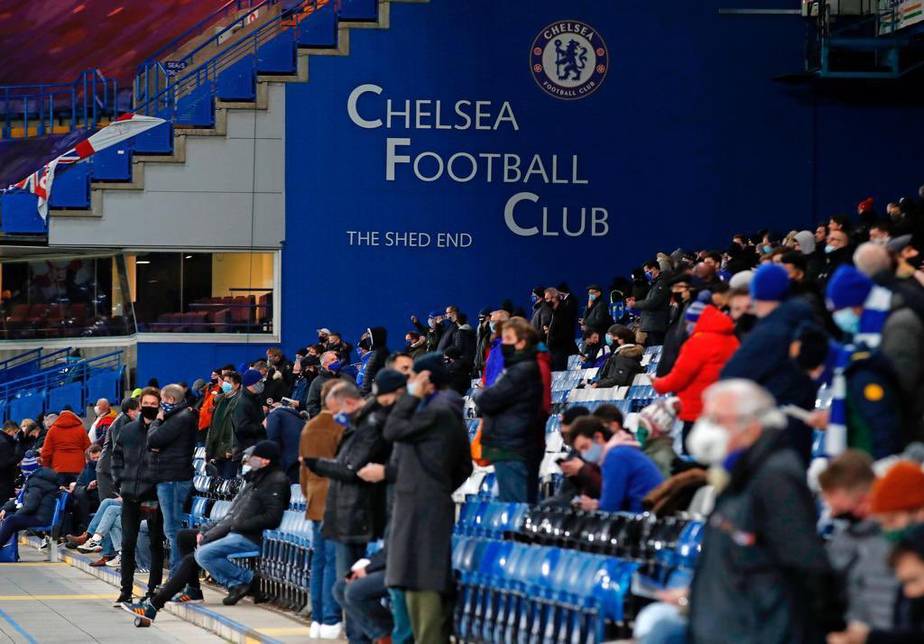 CesarAzpi's tweet photo. Double win tonight! 3 important points + fans back! We have missed you a lot! We back on Tuesday #ktbffh💪🏻💙 https://t.co/gDAgZCJ0tF