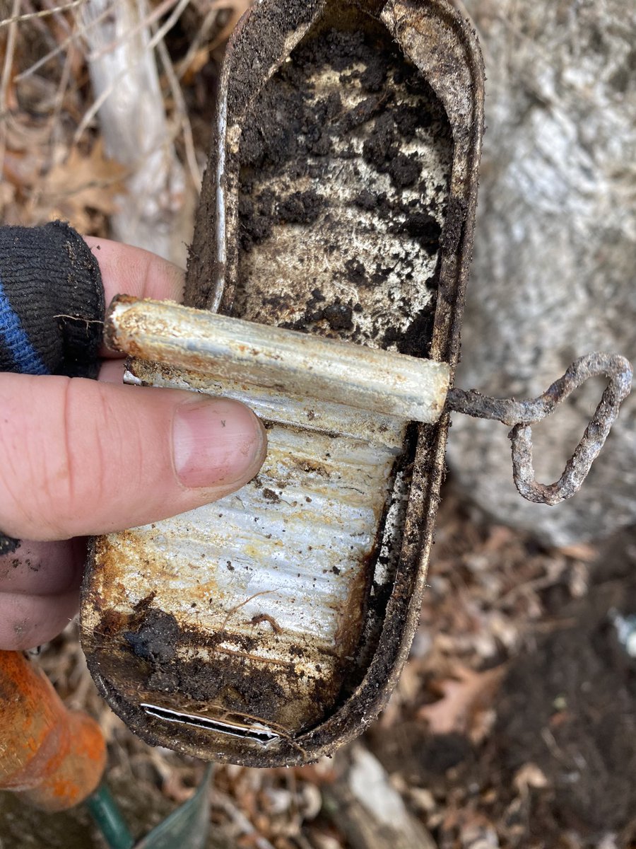 {thread} None of this was keepable but old branding really helps you understand the time period, the area and what was going on in folks lives. Who remembers the sardine can with a key?