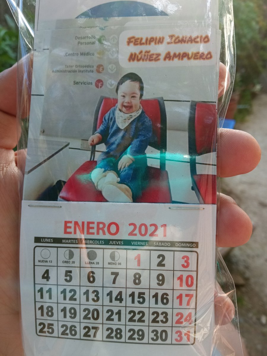 rodrigompozas's tweet photo. Mandé a hacer unos calendarios personalizados con un emprendedor valdiviano, hace muy buen trabajo. Lo pueden contactar al +56 9 5960 4836, se llama Allanth Muñoz. 
#entretodosnosapoyamos💪 #emprendedores #valdiviacl https://t.co/9nANzddW9k