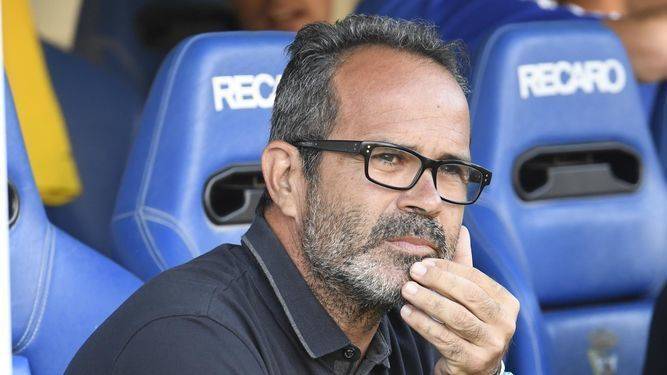 coachingfutbol's tweet photo. ¿Cómo convences a los jugadores para ser fieles a esta idea?

"Yo no nos los convenzo de nada, los convencen los resultados. Si perdiéramos nadie creería en la idea por mucho que se esfuerce el entrenador".

VERDADES COMO PUÑOS DE ÁLVARO CERVERA https://t.co/PjzkZboaGh