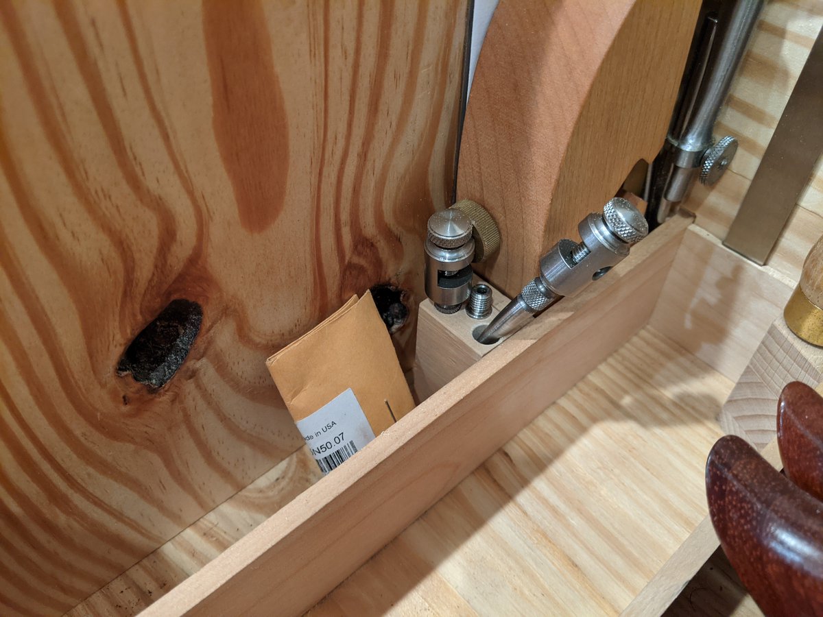 Lotta stuff packed over here. These are my veritas trammel guides, lead holder tip, and spare leads. To be honest I don't use them much so far but they have worked perfectly when I've needed them and they take up little space.