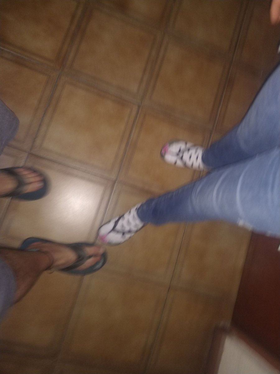 jonathangrinman's tweet photo. Amo a esta mujer #APasear x el centro @MarDelPlataARG https://t.co/Y06fFnpAXL
