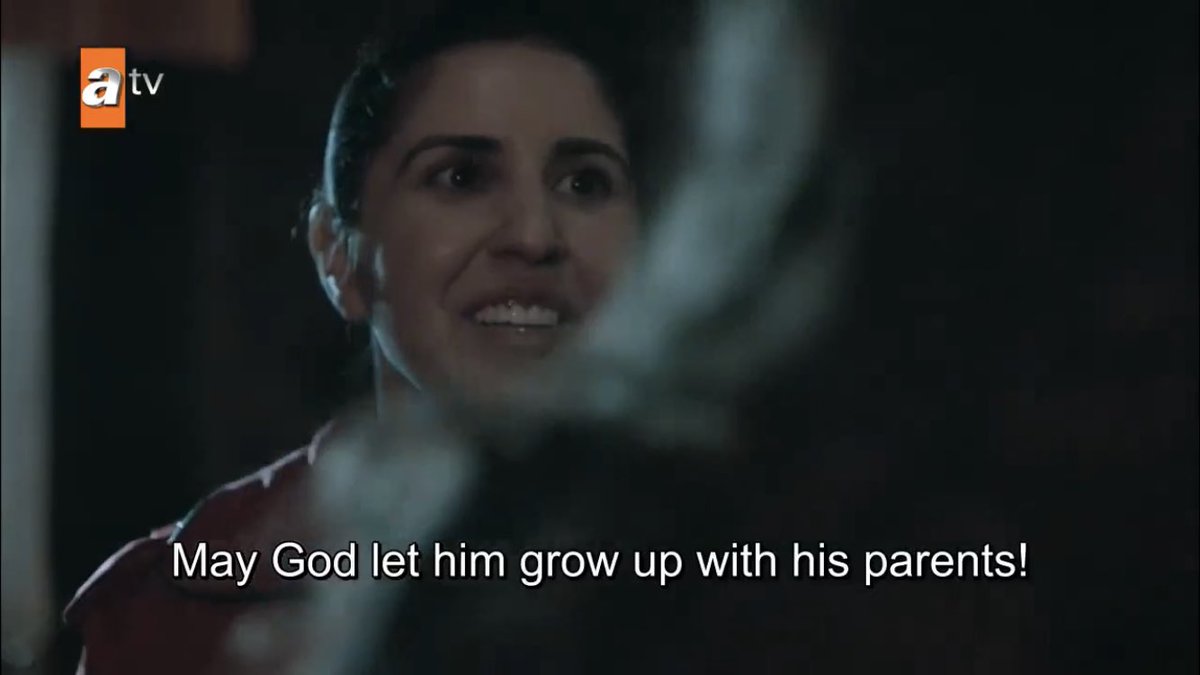 look at how big she’s smiling MY BABY IS HAVING A BABY I CAN’T STOP CRYING I’M REALLY GOING THROUGH IT AGAIN  #ReyMir  #Hercai