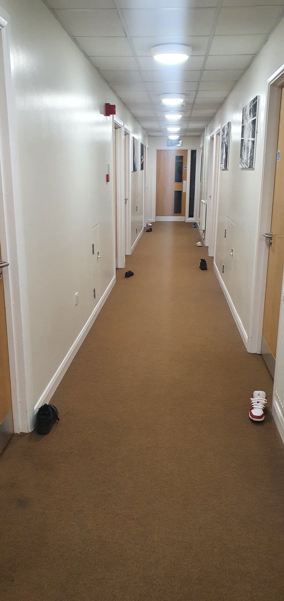 Butleigh is ready for a visit by St Nicholas tonight! 🎅