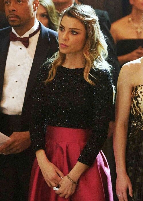 how to make your twitter red A THREAD;