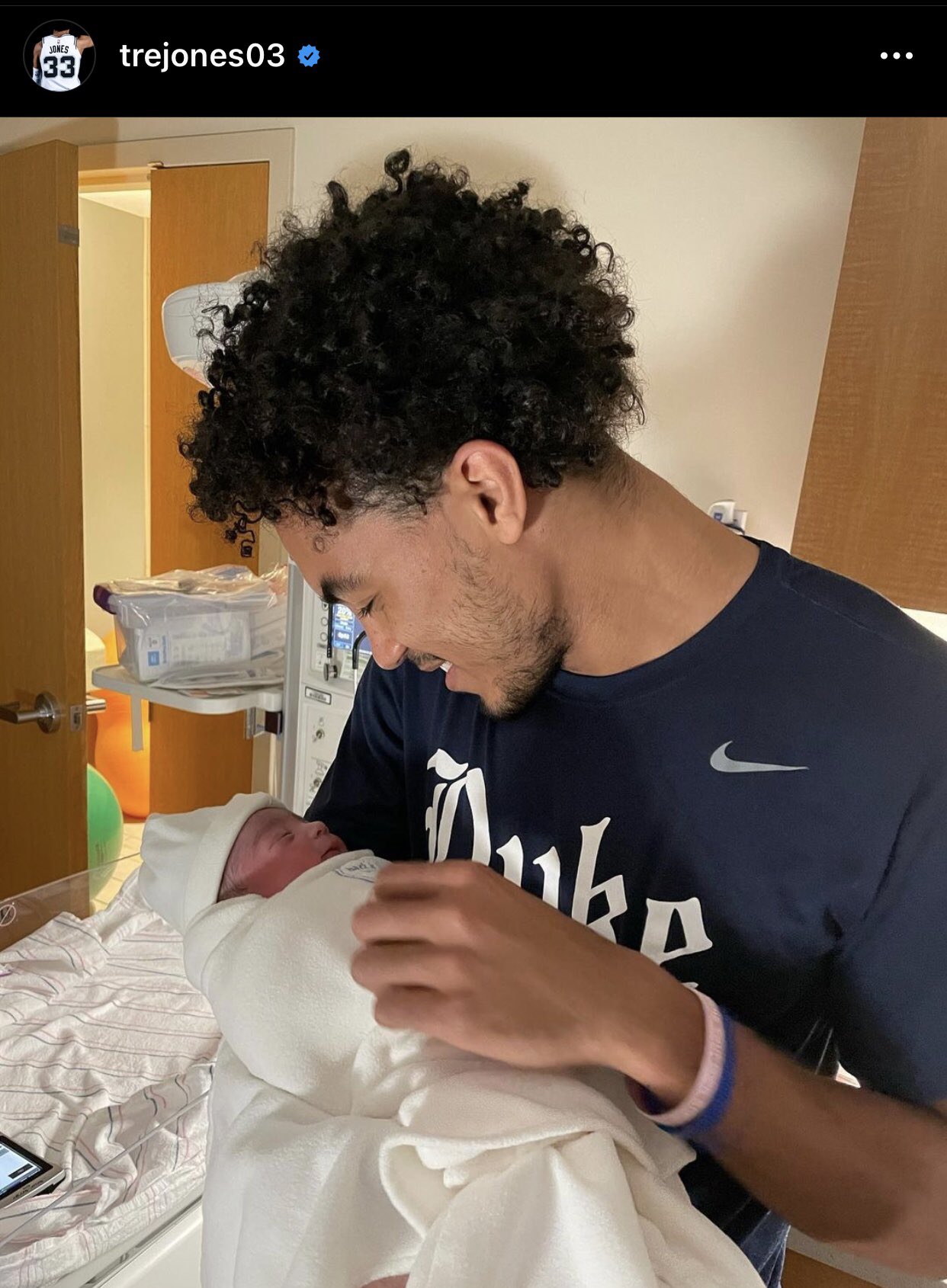 Ryan Lommen on X: " NEW DUKE FAM ADDITION  Tre Jones welcomed the birth  of his daughter, Zara, earlier this morning! Congrats to the Jones family!  @Tre3Jones @maddytorres3 @Debbieddjones https://t.co/BwS4RkQpKO" /