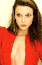 how to make your twitter red A THREAD;