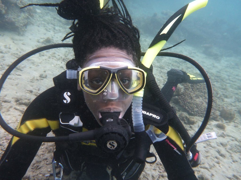 Thank you for the opportunity @realscientists. Go follow @BlackinMarSci We are here to dismantle the exclusionary practices that have prevented Black people from marine science careers and create space for Black marine scientist, current and future. @seagaynus