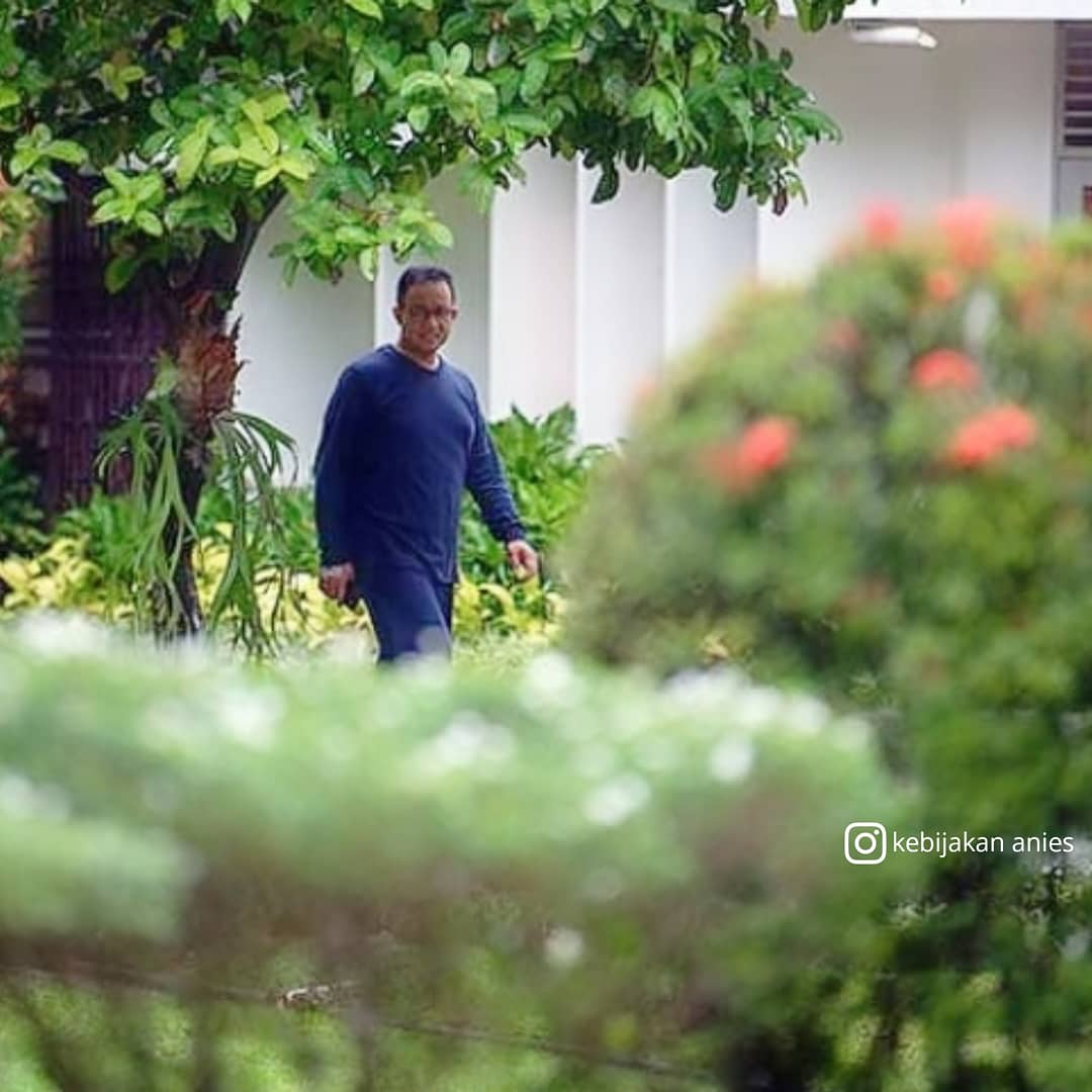 Mdy_Asmara1701's tweet photo. Wajah sedih Pak Anies..raut wajah terlihat berat menjalani hari hari tanpa keluarga tercinta

Syafakallah pak Anies 🙏 https://t.co/4lwOdDMFoE