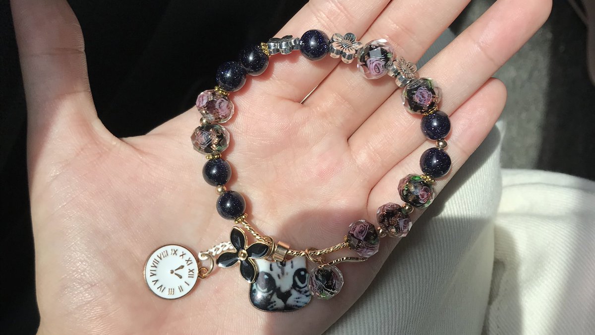 mieracart's tweet photo. Nah kita bagi close up our babies <3
So which one do you like? 🙈 https://t.co/b6LUWq3zgL