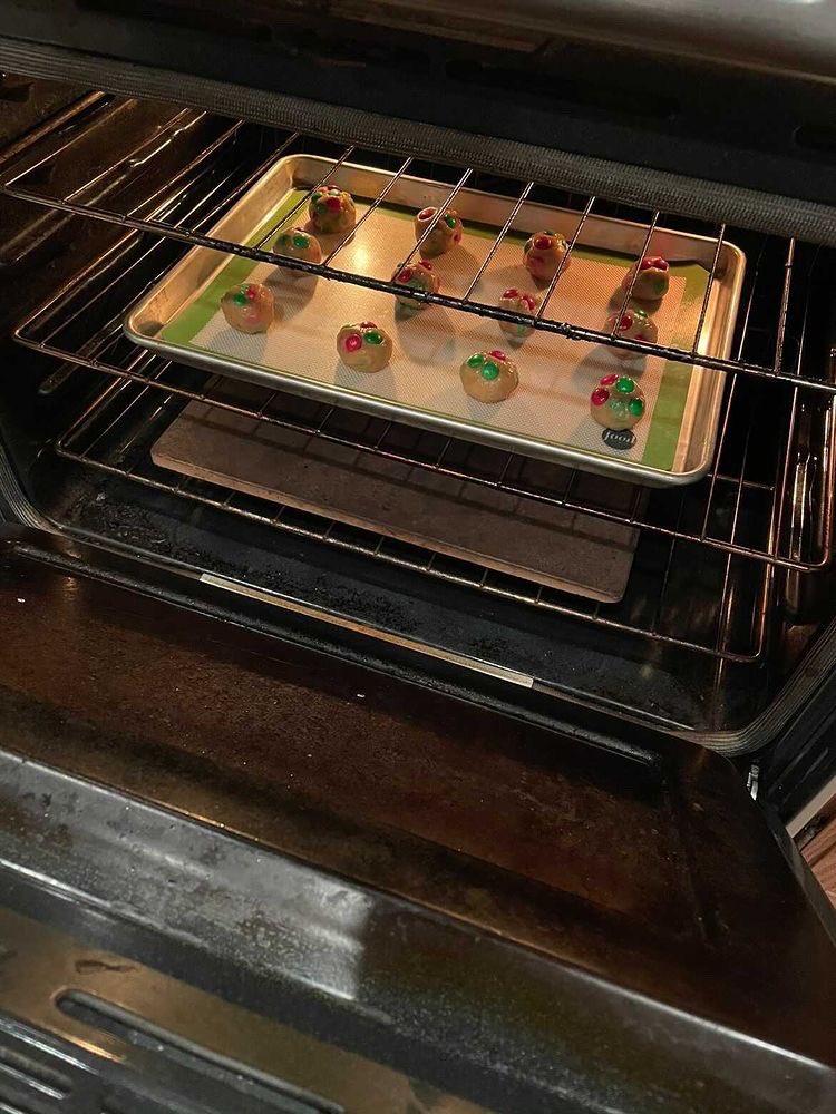 RochesterKey's tweet image. Today’s Kindness Challenge was to make a holiday treat with someone in your family! Check out some of the delicious creations from our members😋