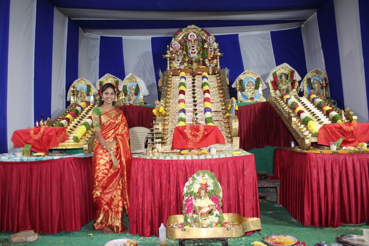 Hema Samala On Twitter Participated In The Ayyappa Swamy Padi Pooja hema-samala-on-twitter-participated-in-the-ayyappa-swamy-padi-pooja