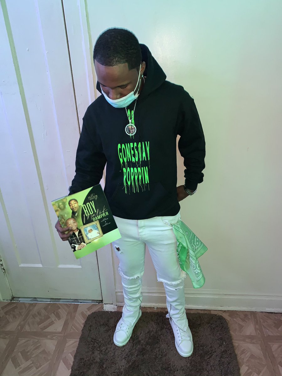 BIGCEOGhost5's tweet image. 💚 But Im Back Up On Some Cool Shit 👻😌

#LL38 🖤💚😈 Love Lil Bro         3️⃣8️⃣ Gone Stay Poppin