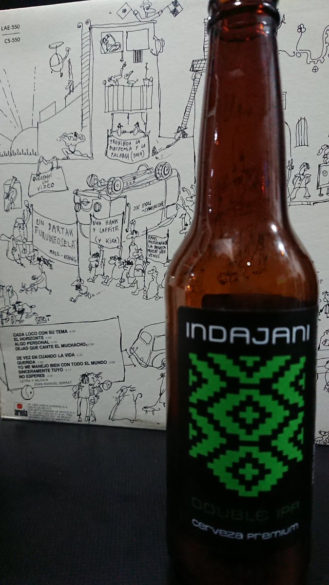 FCervisia's tweet photo. Cerramos el #CebadaYVinyl con una Doble IPA de @CervezaIndajani, tremenda cerveza, de fuerte sabor y amargor. 8.5%. Cada Loco Con Su Tema del Maestro Serrat. Gran sábado de poesía.
#friguscervisia @CebadaMalteada #CraftBeer #soycerveza #Oaxaca #beer #cerveza #beertime #CadaLoco https://t.co/uKbfQFt9gK