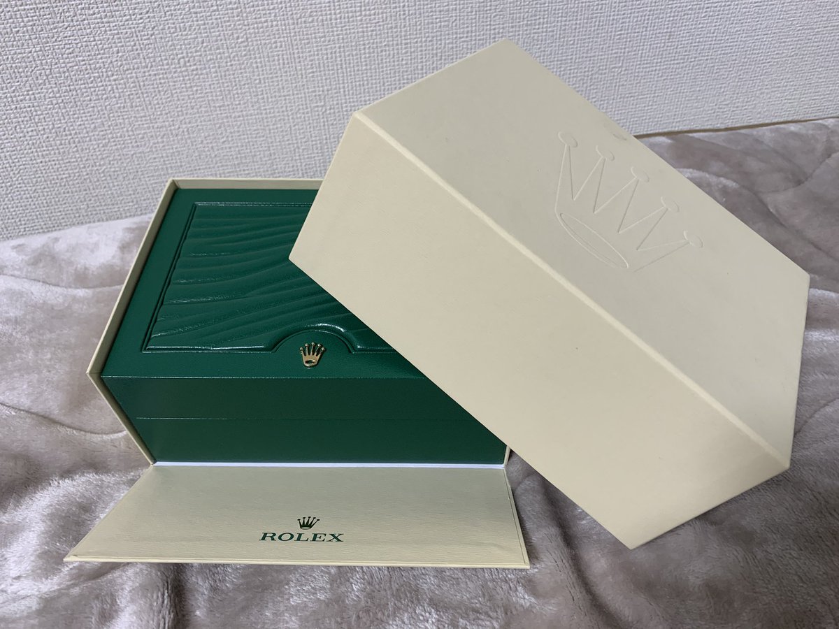 hachirth595's tweet photo. 先日116900しっかりプレ値で買いました😌
AIR-KINGはほとんど人と被ることなくシンプルさも兼ね備えています。

(転売ヤー○ね🖕) https://t.co/oaxzgtIFgB