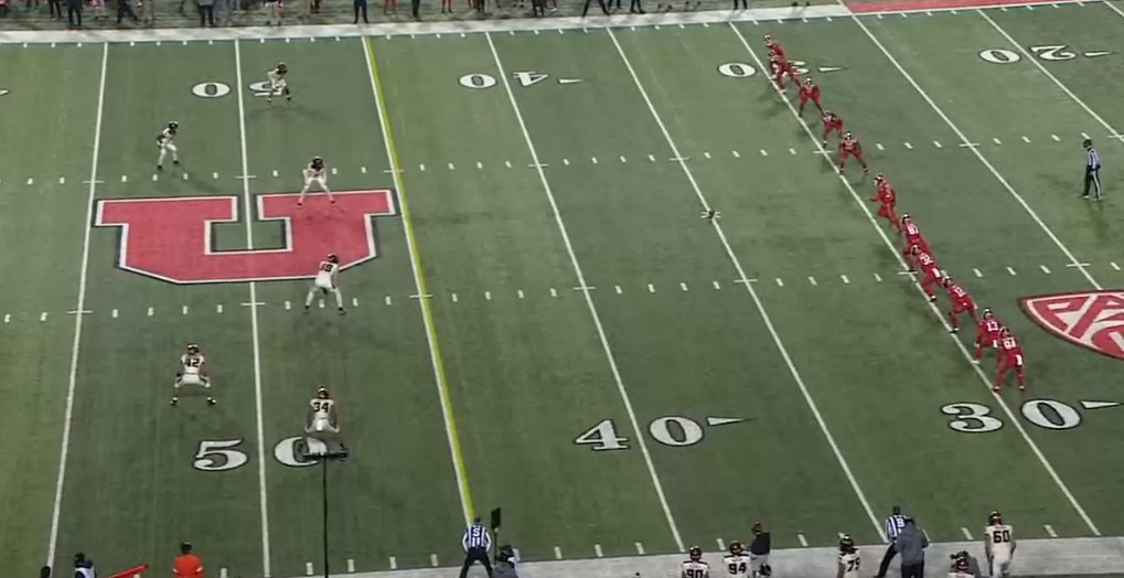 rigoplascencia's tweet photo. Segunda mitad 16-10 gana @Utah_Football a @BeaverFootball
@AlexPomboRacing
#NCAAxESPN
#ESPN3
#ORSTvsUTAH
#GoUtes
#Gobeavers https://t.co/vwNKSetDul