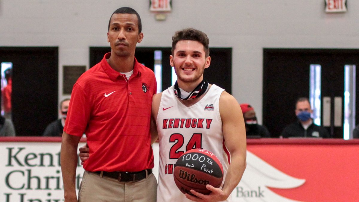 GoKnightsATH's tweet photo. Men's Basketball: Maddox Scores 1,000th Point
 - https://t.co/ZgrQx9znkg https://t.co/D0kO2cc7dw