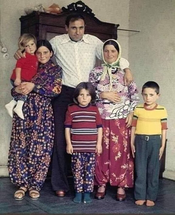 A family of Muslim immigrants from Turkey newly arrived in Germany.

The boy in the yellow t-shirt went on to lead the team that cracked the Covid vaccine.