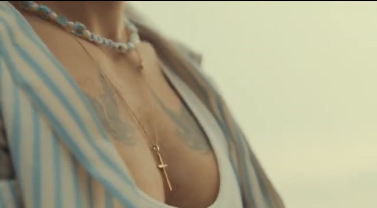 hoobie thread bc i’m obsessed with hoobies wbk