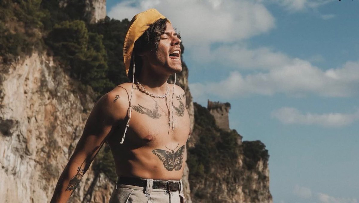 hoobie thread bc i’m obsessed with hoobies wbk