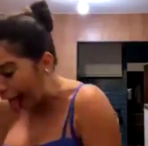 sttefany___'s tweet image. Meu pai escrevendo meu nome 
#desisto e ele que foi me registrar em