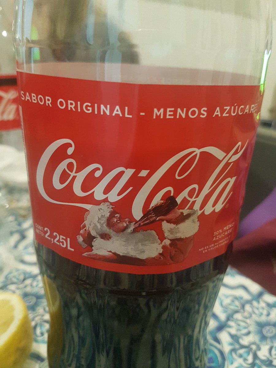 soycorte's tweet photo. Sabor #original no es con menos #azucar. No entiendo porque no me dejan elegir como #consumidor. Pongan la regular y la sin azucar y yo cliente elijo cual compro. #CocaCola #Coke #Coca #RegularCoke #Sprite #Fanta #Bebidas #CocaColaFanStore https://t.co/k0t5iiPWM2