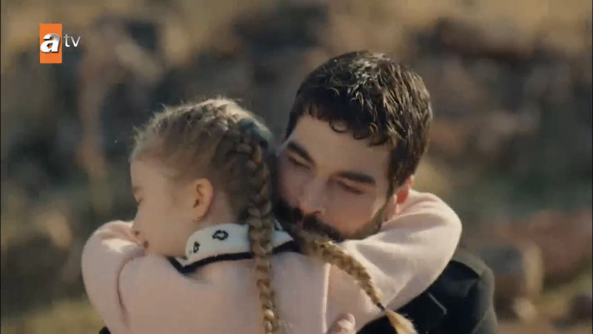 hazar knows miran loves children so he brought in his best fighter  #Hercai