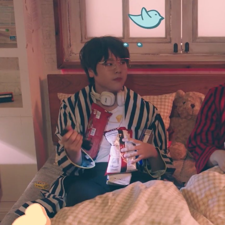 Getting caught nom noms.