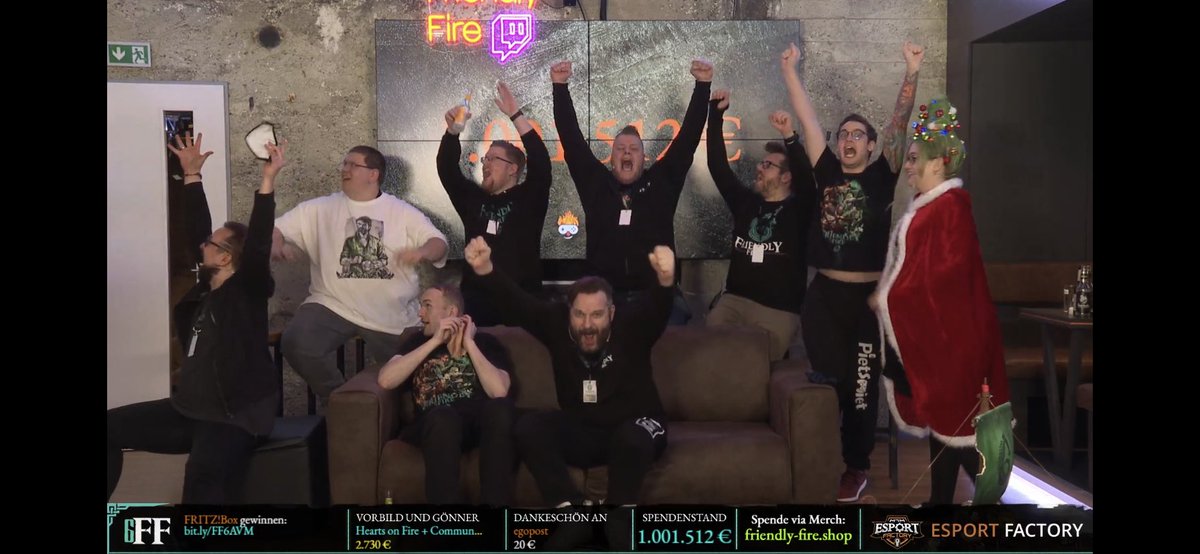 Muffin_Flower's tweet image. EINFACH MAL DIE FUCKING MILLION!!! 😍😍😍
#FriendlyFire6 #communityloben