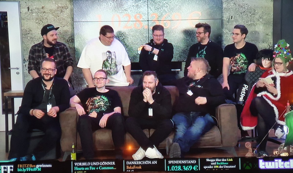 kindredswiftie's tweet image. #AlleLoben ❤
Die coolste Truppe ever. Unglaublich, was heute erreicht wurde, ich bin echt stolz darauf, ein Teil davon zu sein! 🎉🙏🏻 Ich kann das alles gerade gar nicht in Worte fassen, was in mir abgeht. Es ist alles zu schön 😊 #FriendlyFire6