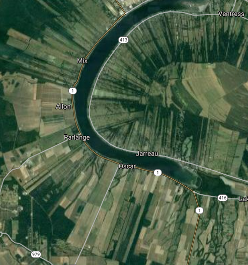 I live for this stuff. Things like why Midwestern farmland looks like (1) and Louisiana farmland looks like (2). (I know the answer, but I'm curious if anyone else does.)