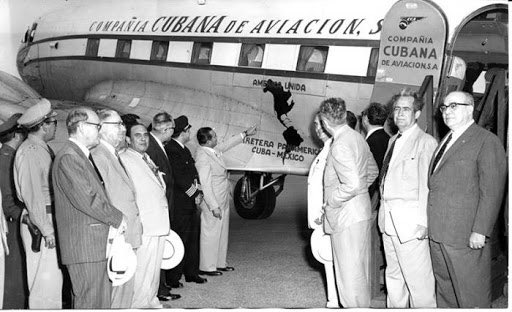 military to maintain its army. As therebels gained numbers, they began tolaunch offensives & captured much ofthe rural areas. Due to the mountingpressure against President Batistaand the the Cuban regime, Batistafled the country after hearing rebelforces had captured ...