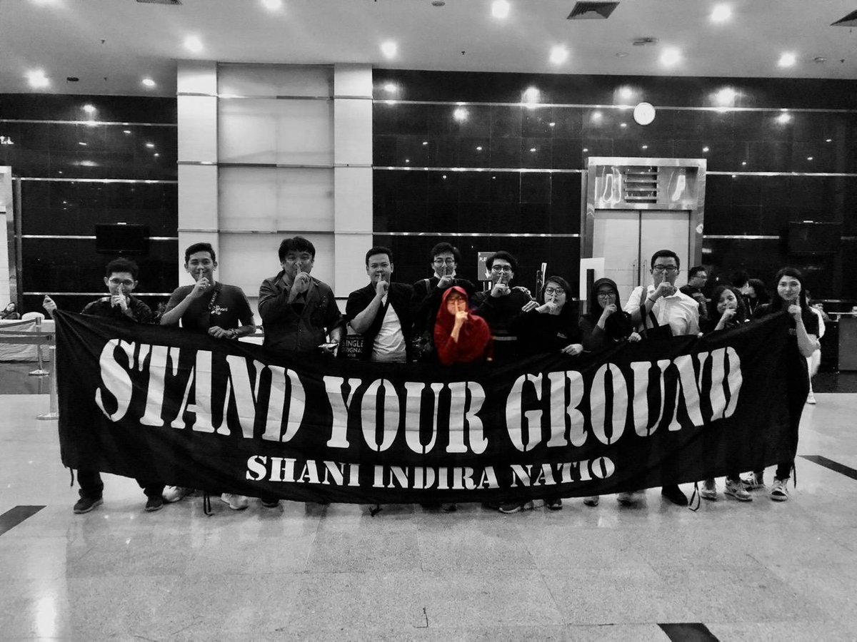 InshanityID's tweet photo. Inna lillahi wa inna ilaihi raji'un. 
Telah berpulang keluarga kita, teman kita, @daramildaa pada hari Sabtu 5 Desember 2020 pukul 22.05

Semoga amal ibadah beliau diterima, ditempatkan di tempat terbaik di sisiNya, serta keluarga yang ditinggalkan diberikan kekuatan. Aamiin. https://t.co/lruWix7Nhv