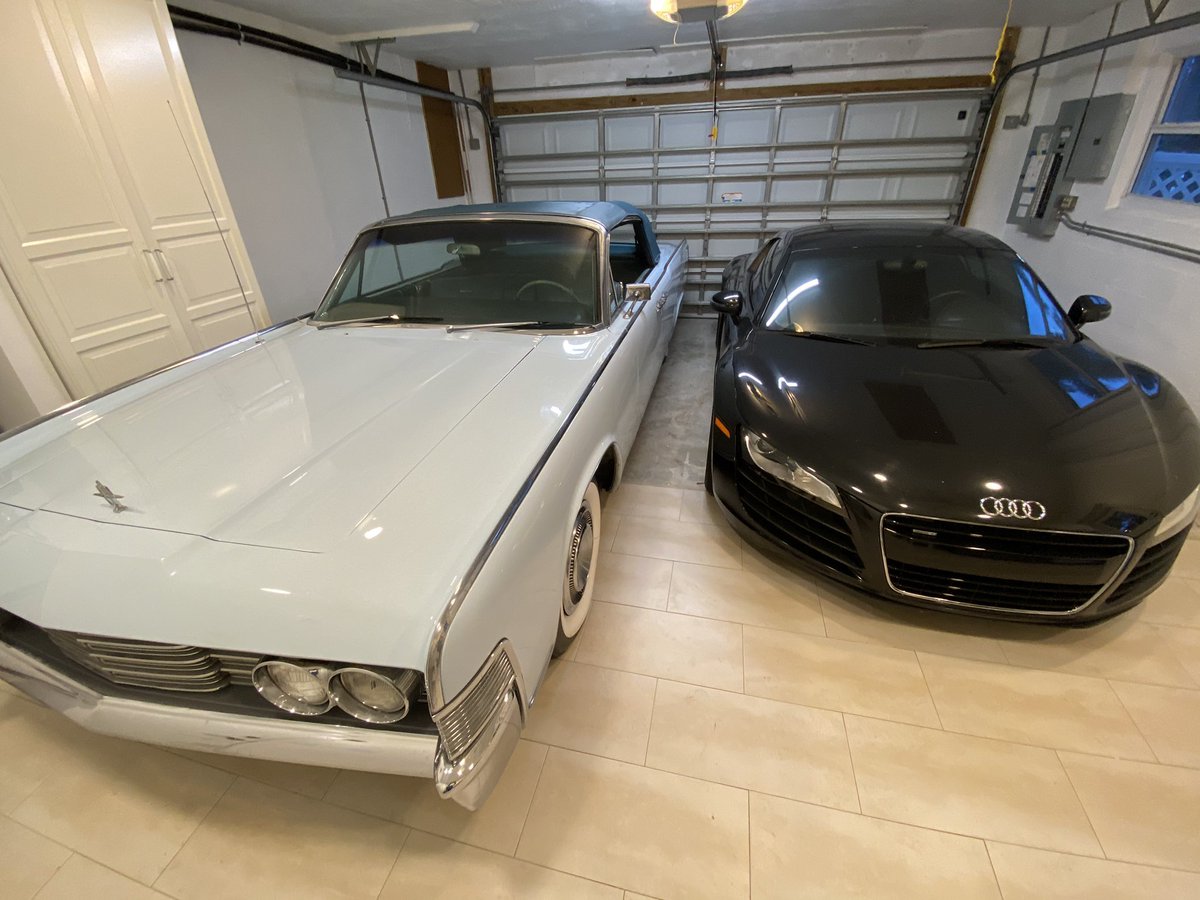 skipping my 30th bday! staying 29 for a bit with my néw boo #1965 #lincoln #continental